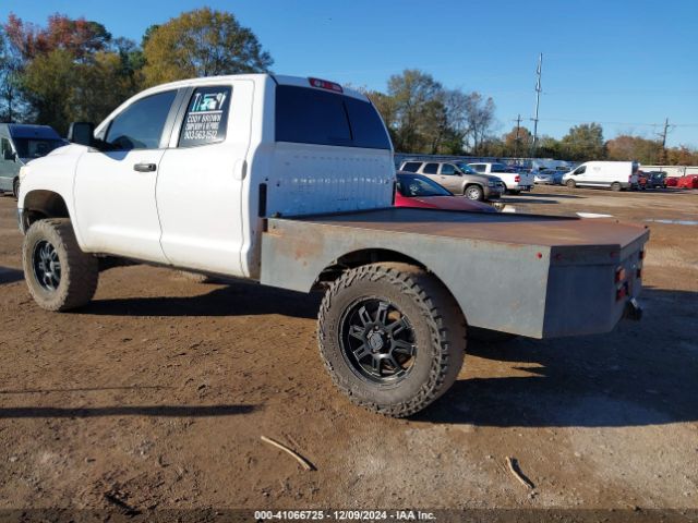 Photo 2 VIN: 5TFUW5F1XGX489845 - TOYOTA TUNDRA 