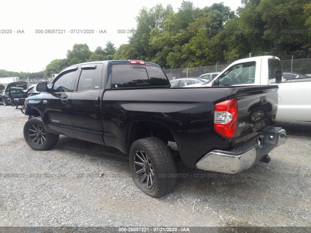 Photo 2 VIN: 5TFUW5F1XJX728785 - TOYOTA TUNDRA 4WD 