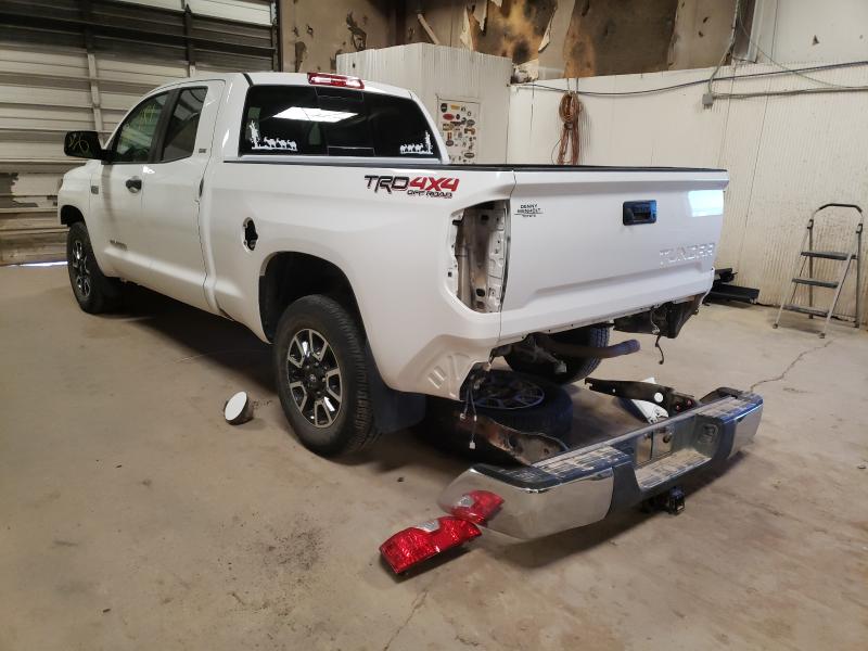 Photo 2 VIN: 5TFUW5F1XKX850788 - TOYOTA TUNDRA DOU 