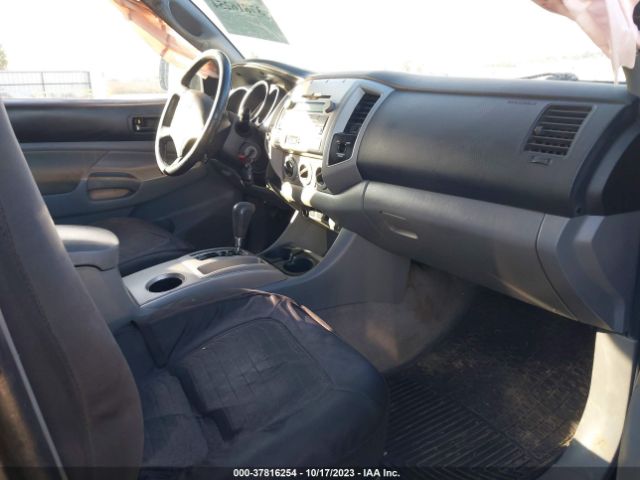 Photo 4 VIN: 5TFUX4EN1BX005842 - NISSAN ALTIMA 