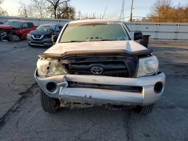 Photo 4 VIN: 5TFUX4EN3BX006555 - TOYOTA TACOMA 