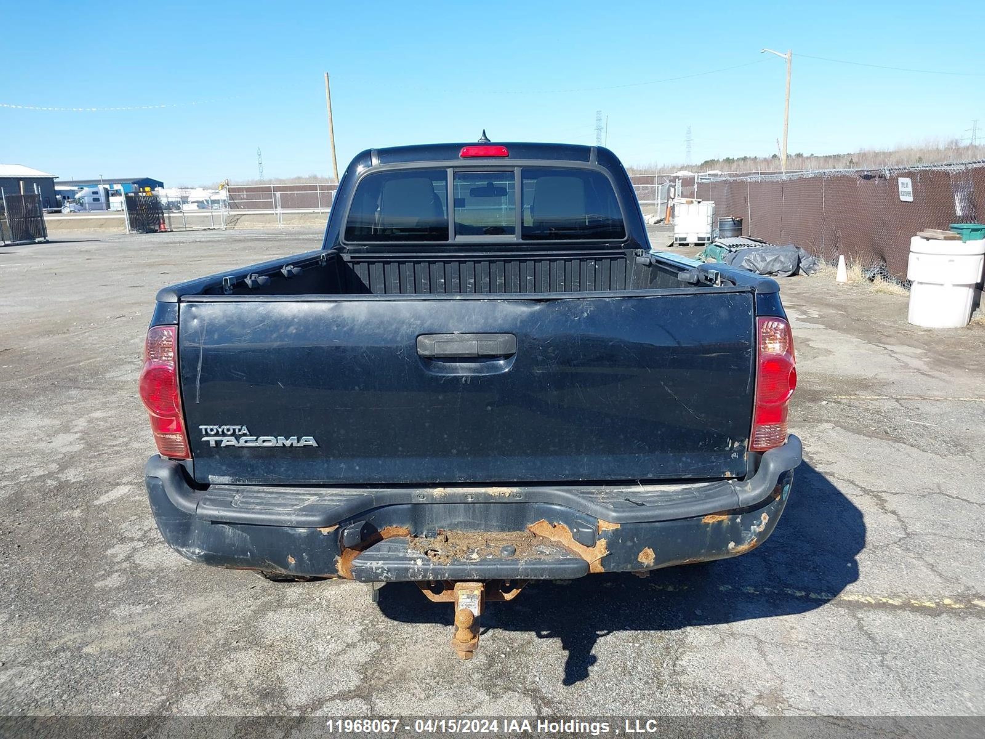 Photo 15 VIN: 5TFUX4EN4FX032698 - TOYOTA TACOMA 