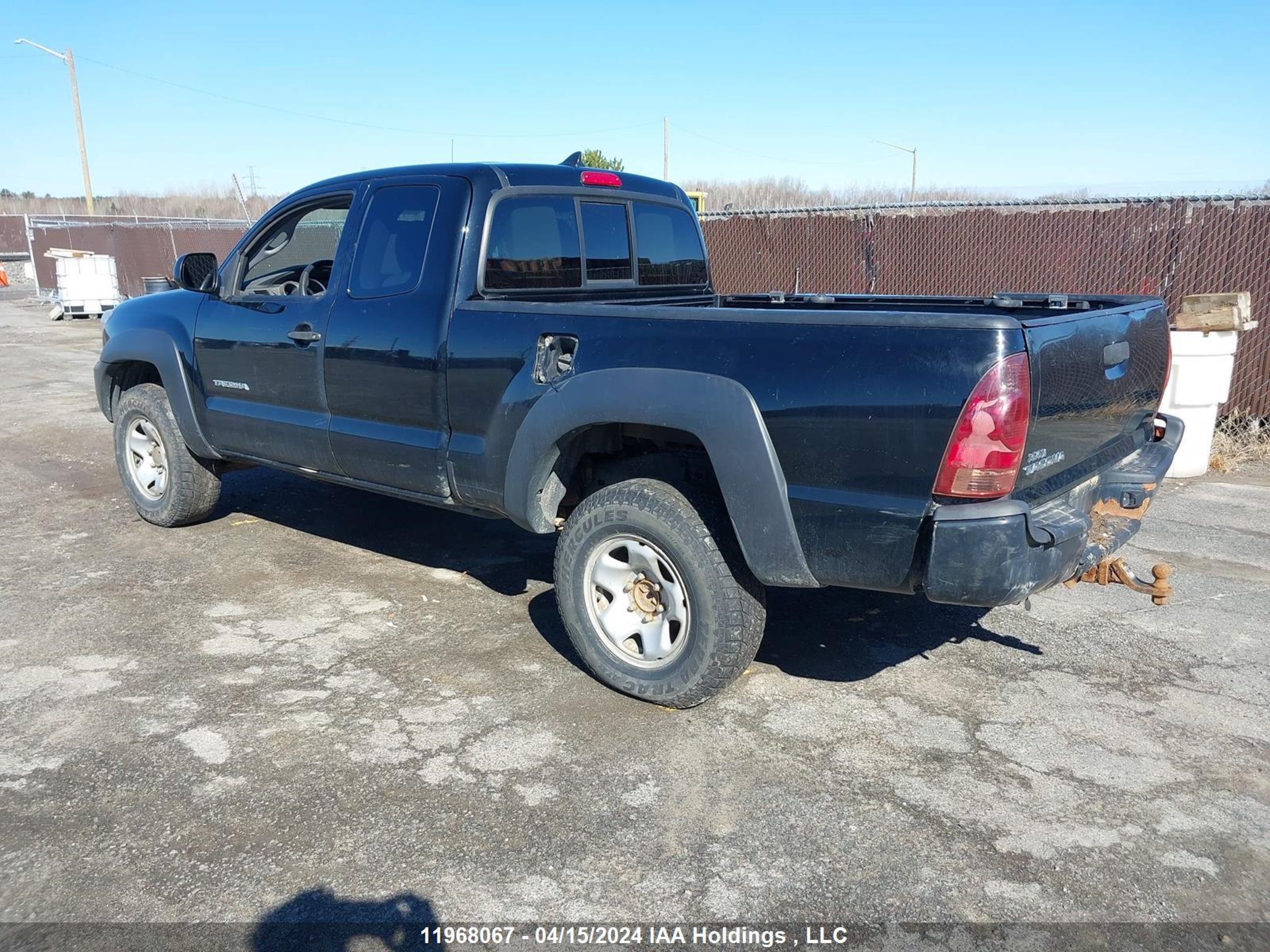 Photo 2 VIN: 5TFUX4EN4FX032698 - TOYOTA TACOMA 