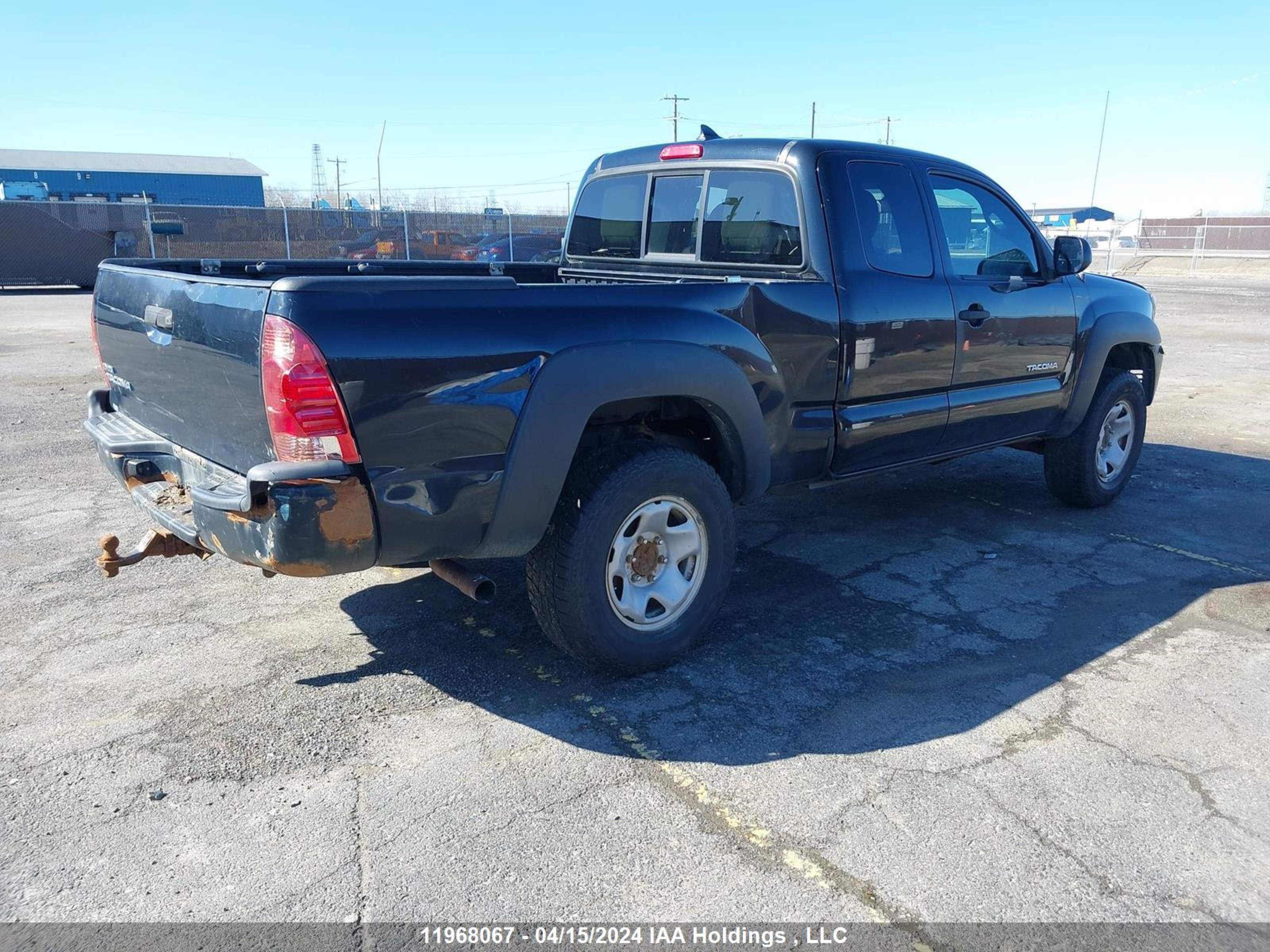 Photo 3 VIN: 5TFUX4EN4FX032698 - TOYOTA TACOMA 