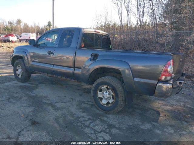 Photo 2 VIN: 5TFUX4EN5BX002491 - TOYOTA TACOMA 