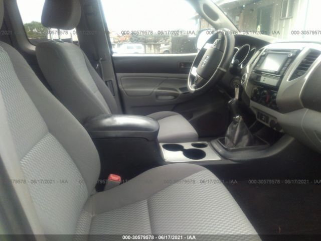 Photo 4 VIN: 5TFUX4EN6EX027002 - TOYOTA TACOMA 