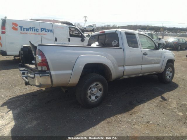 Photo 3 VIN: 5TFUX4EN7BX007773 - TOYOTA TACOMA 