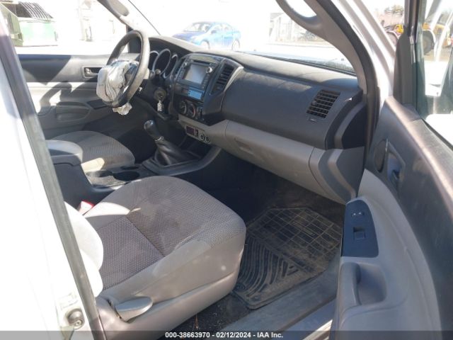 Photo 4 VIN: 5TFUX4EN7DX019683 - TOYOTA TACOMA 