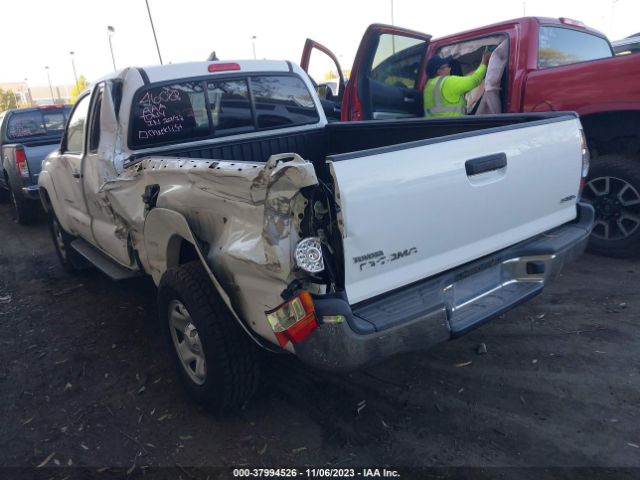 Photo 2 VIN: 5TFUX4EN7EX027235 - TOYOTA TACOMA 