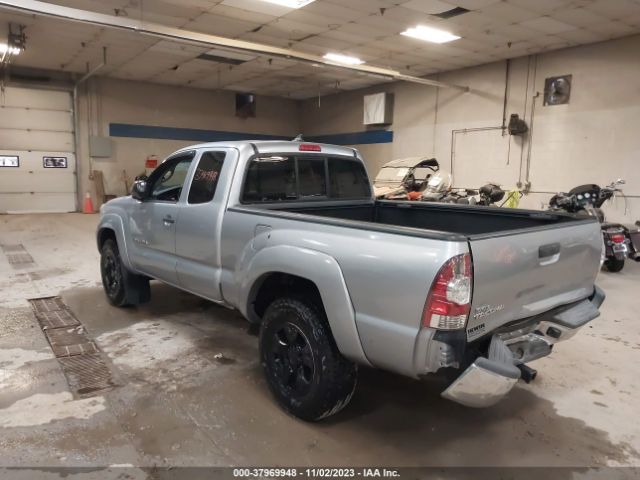 Photo 2 VIN: 5TFUX4EN7FX034154 - TOYOTA TACOMA 