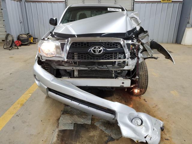 Photo 4 VIN: 5TFUX4EN8BX002999 - TOYOTA TACOMA ACC 