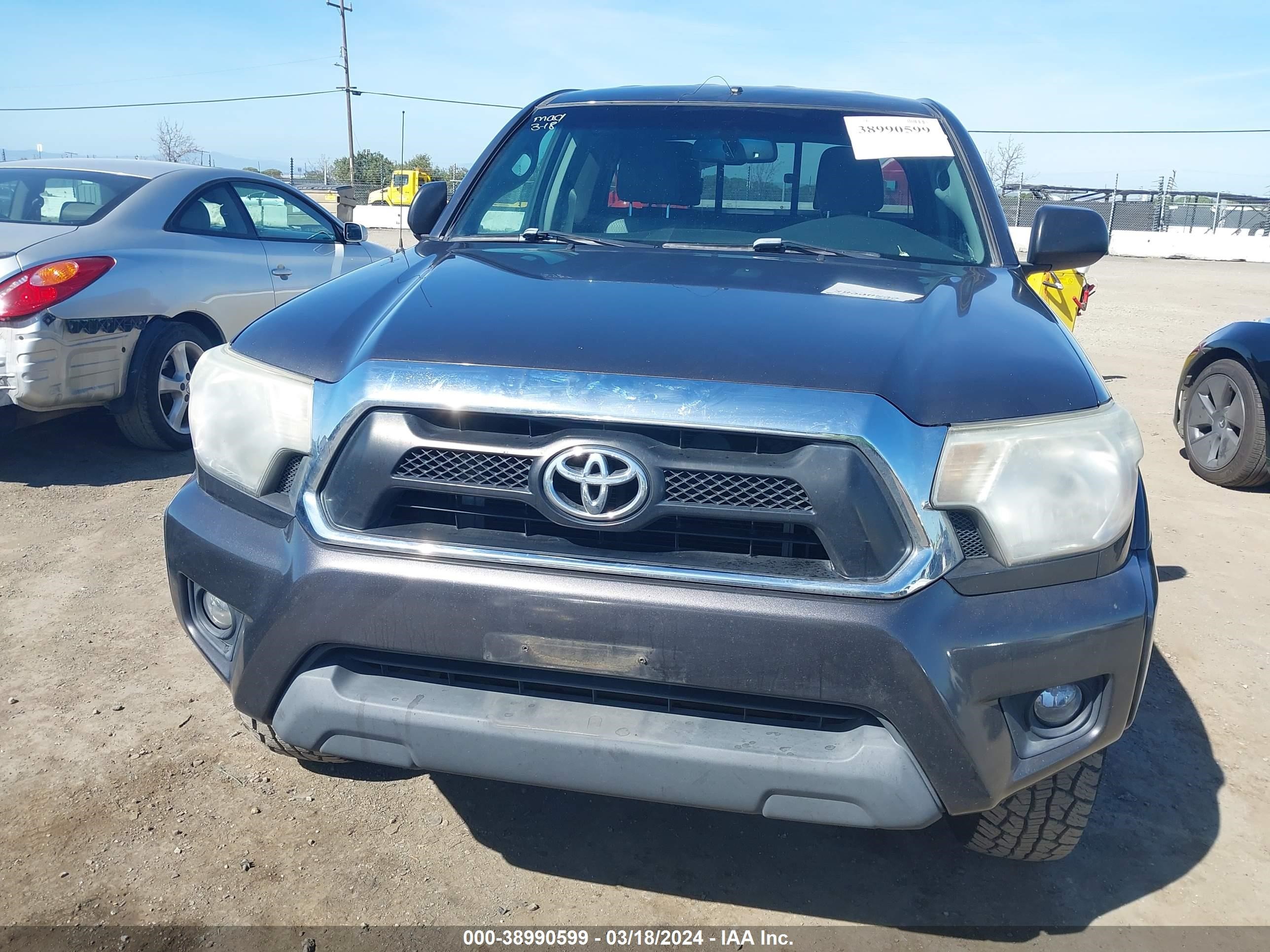 Photo 12 VIN: 5TFUX4ENXDX016700 - TOYOTA TACOMA 