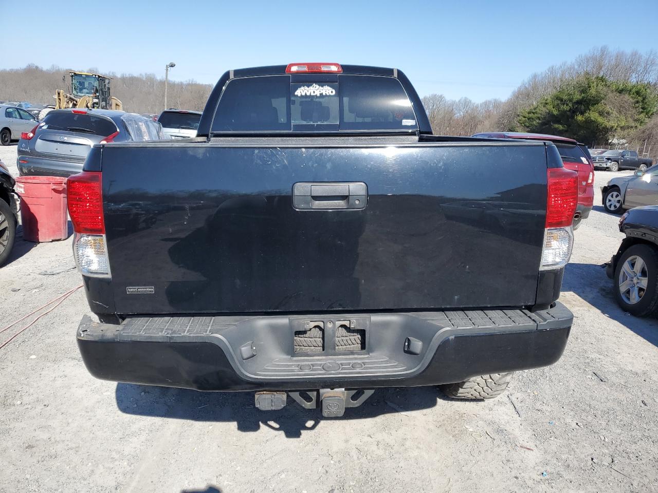 Photo 5 VIN: 5TFUY5F10AX099466 - TOYOTA TUNDRA 