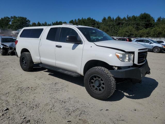 Photo 3 VIN: 5TFUY5F10BX203780 - TOYOTA TUNDRA 