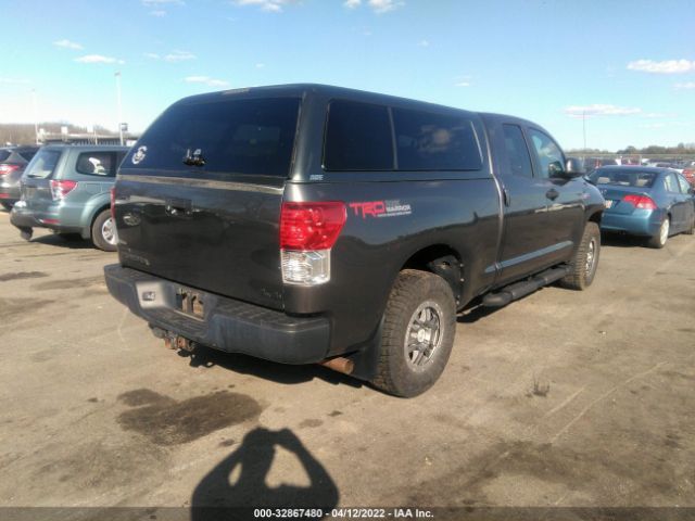 Photo 3 VIN: 5TFUY5F10CX219933 - TOYOTA TUNDRA 4WD TRUCK 