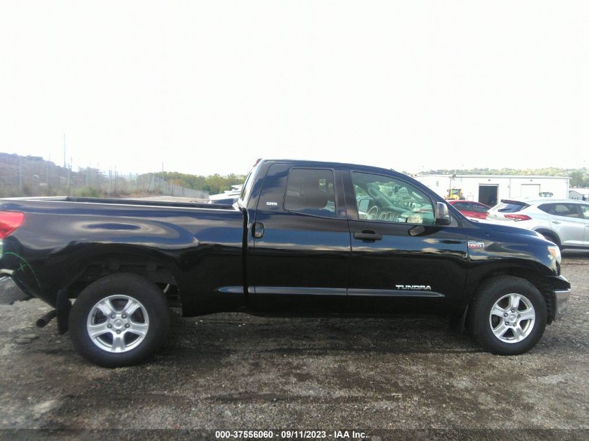 Photo 12 VIN: 5TFUY5F10DX297243 - TOYOTA TUNDRA 