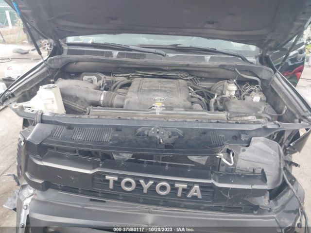 Photo 9 VIN: 5TFUY5F10EX390491 - TOYOTA TUNDRA 4WD TRUCK 