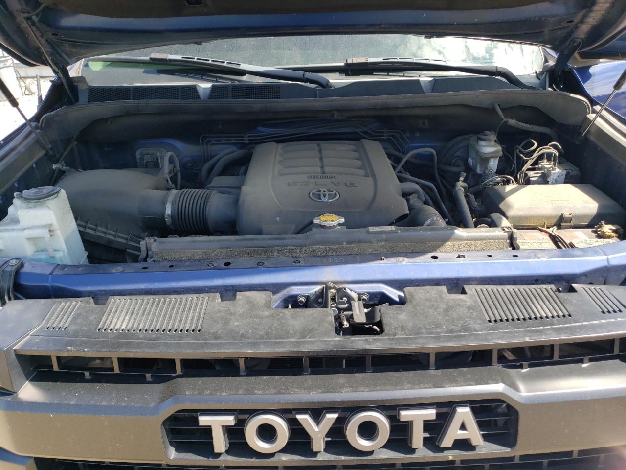 Photo 10 VIN: 5TFUY5F10FX470620 - TOYOTA TUNDRA 