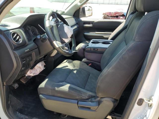 Photo 6 VIN: 5TFUY5F10FX471069 - TOYOTA TUNDRA DOU 