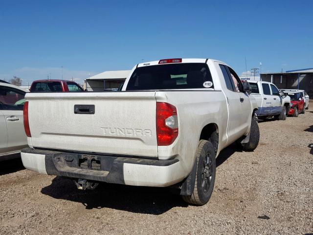 Photo 3 VIN: 5TFUY5F10KX795925 - TOYOTA TUNDRA DOU 