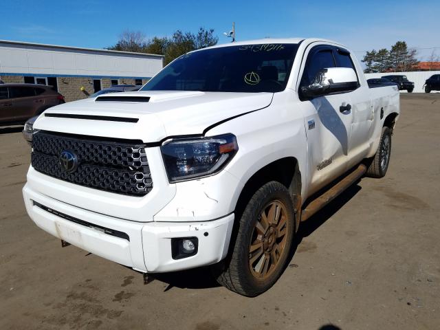 Photo 1 VIN: 5TFUY5F10KX799022 - TOYOTA TUNDRA DOU 