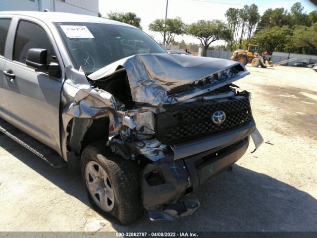 Photo 5 VIN: 5TFUY5F10LX919144 - TOYOTA TUNDRA 4WD 