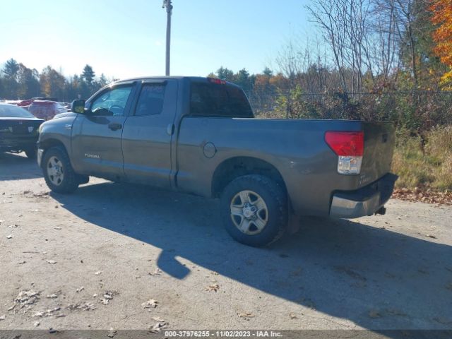 Photo 2 VIN: 5TFUY5F11AX113486 - TOYOTA TUNDRA 