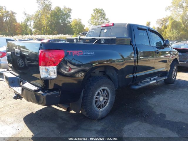 Photo 3 VIN: 5TFUY5F11AX123600 - TOYOTA TUNDRA 