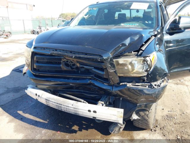 Photo 5 VIN: 5TFUY5F11AX123600 - TOYOTA TUNDRA 