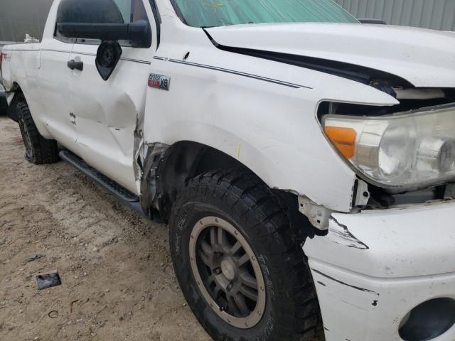 Photo 8 VIN: 5TFUY5F11BX202217 - TOYOTA TUNDRA DOU 