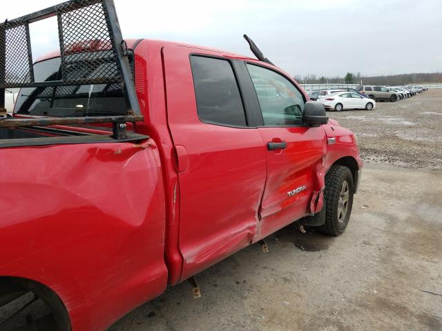 Photo 8 VIN: 5TFUY5F11DX288535 - TOYOTA TUNDRA DOU 