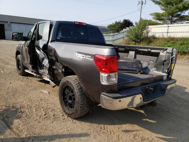 Photo 2 VIN: 5TFUY5F11DX289457 - TOYOTA TUNDRA DOU 