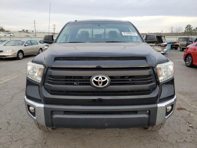 Photo 4 VIN: 5TFUY5F11EX403992 - TOYOTA TUNDRA DOU 