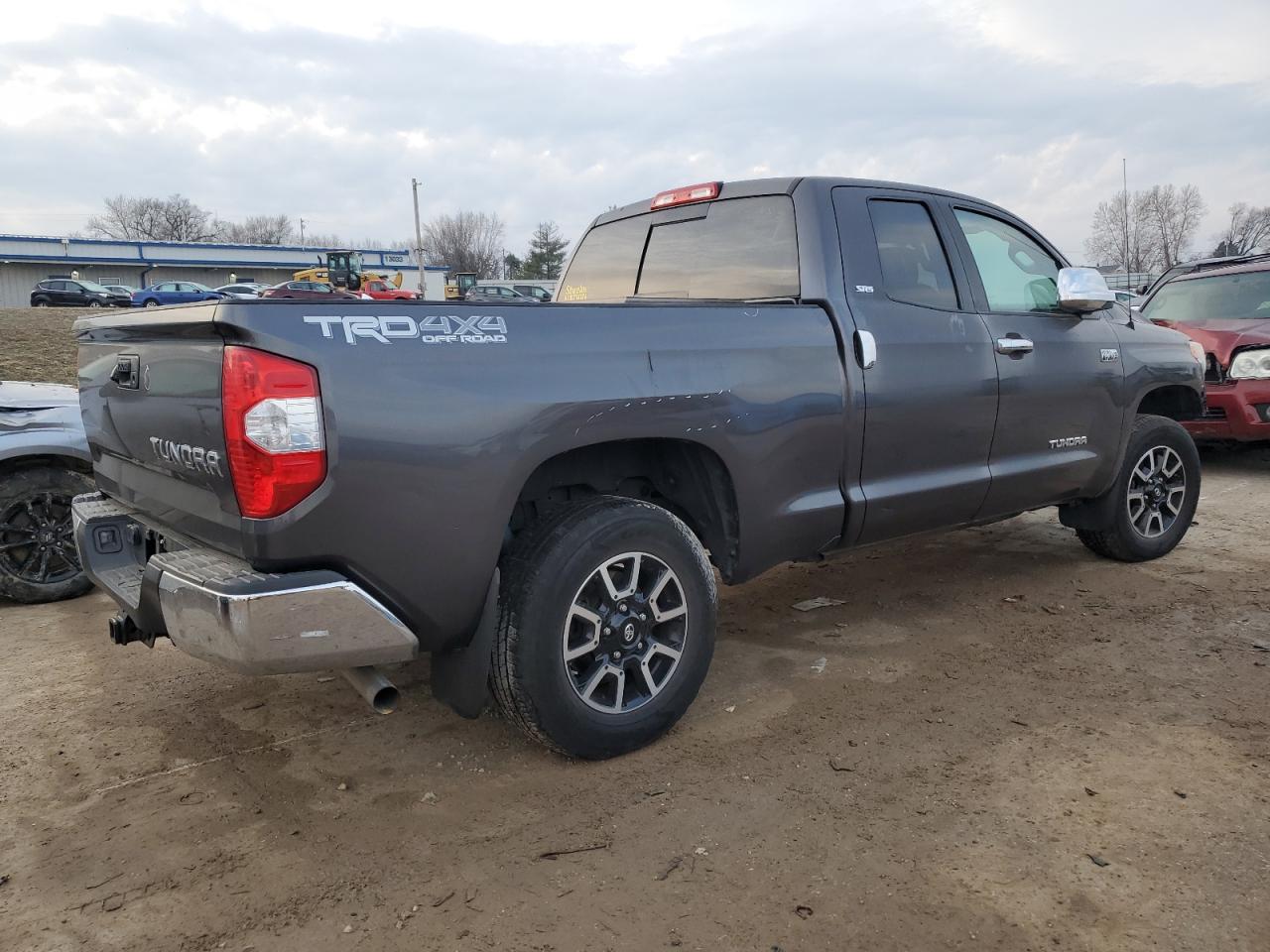 Photo 2 VIN: 5TFUY5F11GX547030 - TOYOTA TUNDRA 