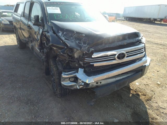 Photo 5 VIN: 5TFUY5F11HX633696 - TOYOTA TUNDRA 4WD 