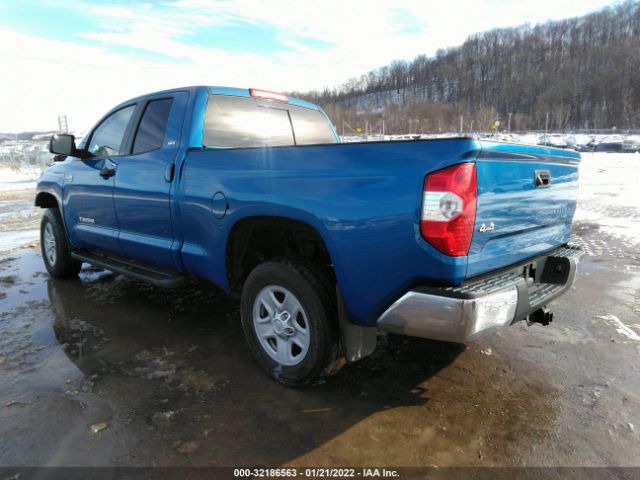 Photo 2 VIN: 5TFUY5F11JX746277 - TOYOTA TUNDRA 4WD 