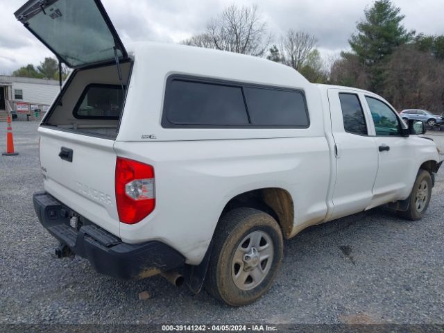 Photo 3 VIN: 5TFUY5F11LX927267 - TOYOTA TUNDRA 4WD 