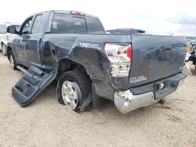 Photo 2 VIN: 5TFUY5F12AX114064 - TOYOTA TUNDRA DOU 