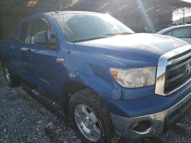 Photo 8 VIN: 5TFUY5F12AX146657 - TOYOTA TUNDRA 4WD TRUCK 