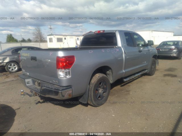 Photo 3 VIN: 5TFUY5F12AX153849 - TOYOTA TUNDRA 4WD TRUCK 