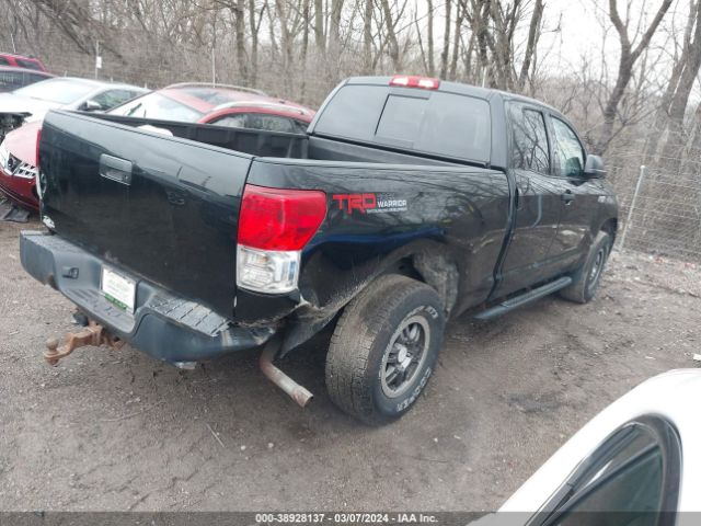 Photo 3 VIN: 5TFUY5F12BX161628 - TOYOTA TUNDRA 