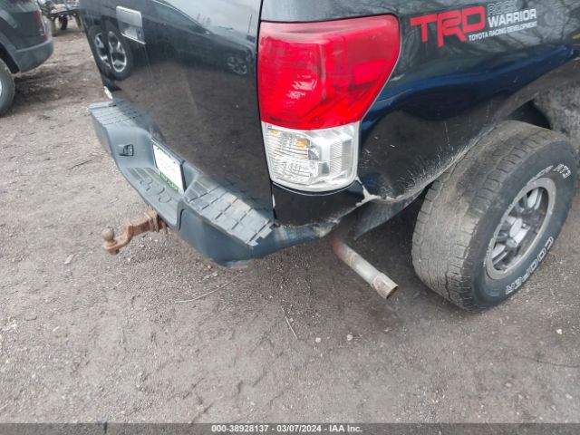 Photo 5 VIN: 5TFUY5F12BX161628 - TOYOTA TUNDRA 