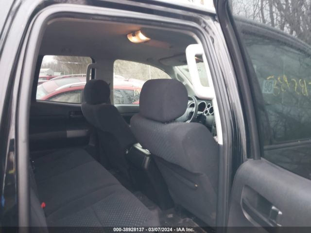 Photo 7 VIN: 5TFUY5F12BX161628 - TOYOTA TUNDRA 