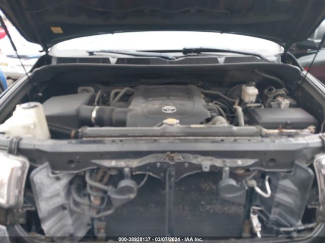 Photo 9 VIN: 5TFUY5F12BX161628 - TOYOTA TUNDRA 