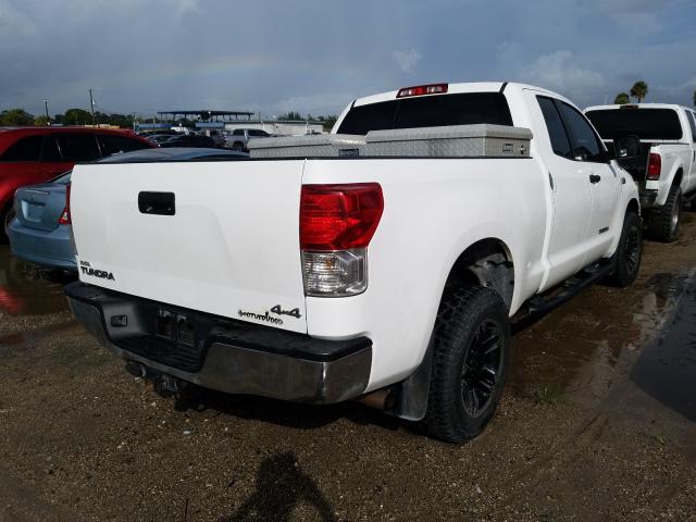 Photo 3 VIN: 5TFUY5F12CX213664 - TOYOTA TUNDRA DOU 