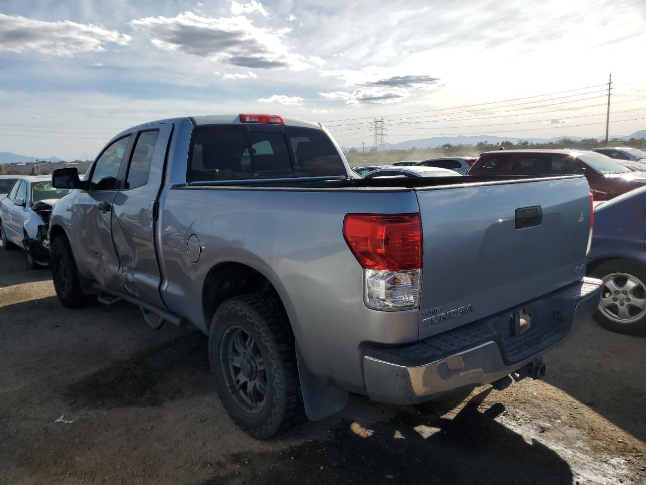 Photo 1 VIN: 5TFUY5F12CX215480 - TOYOTA TUNDRA 