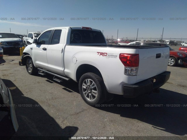 Photo 2 VIN: 5TFUY5F12CX231579 - TOYOTA TUNDRA 4WD TRUCK 