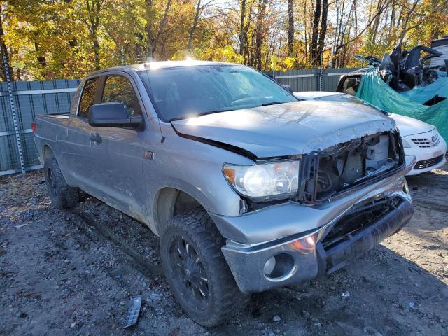 Photo 0 VIN: 5TFUY5F12CX261178 - TOYOTA TUNDRA DOU 