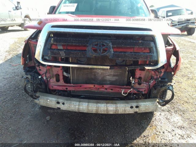 Photo 5 VIN: 5TFUY5F12CX269135 - TOYOTA TUNDRA 4WD TRUCK 