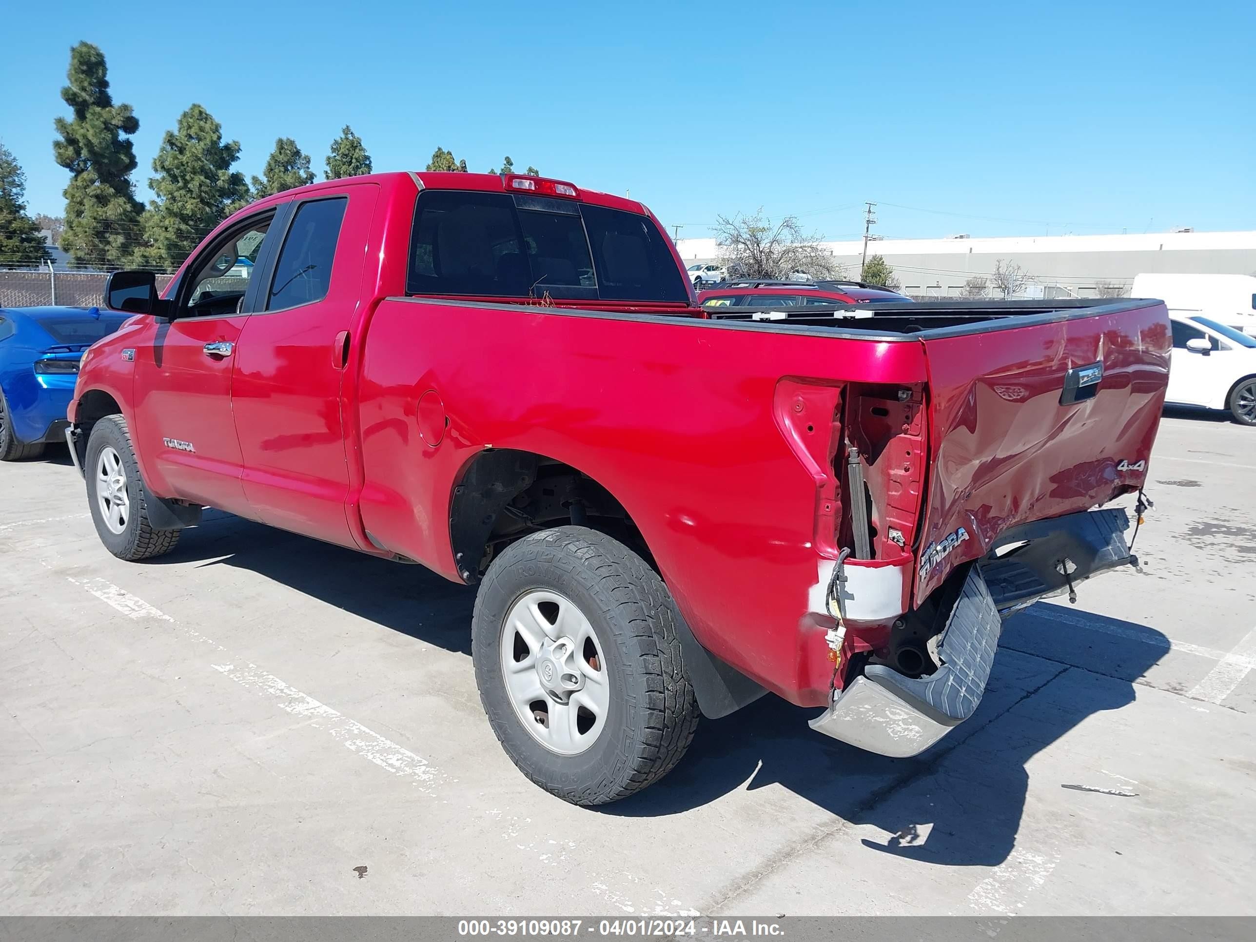 Photo 2 VIN: 5TFUY5F12DX274353 - TOYOTA TUNDRA 